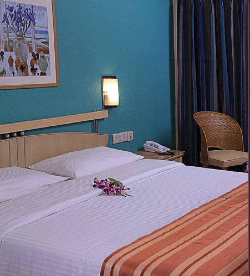The Royal Orchid Hotel, Chembur มุมไบ ภายนอก รูปภาพ