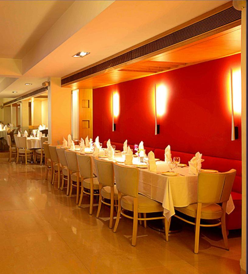 The Royal Orchid Hotel, Chembur มุมไบ ภายนอก รูปภาพ